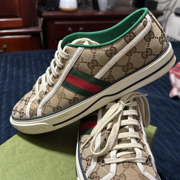 GUCCI - Picture 3 of 9